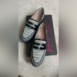 Betsey Johnson Black and White Pearl Embellished Flats
